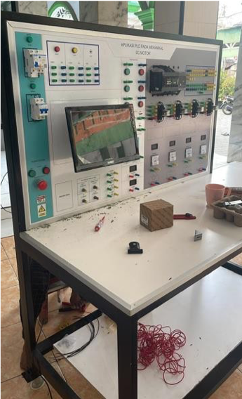 PERAKITAN ELEKTRO TRAINER (SMK)