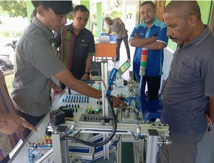 UJI FUNGSI s TRAINING BASIC ELECTRICAL TRAINER (SMKN1 KUPANG)