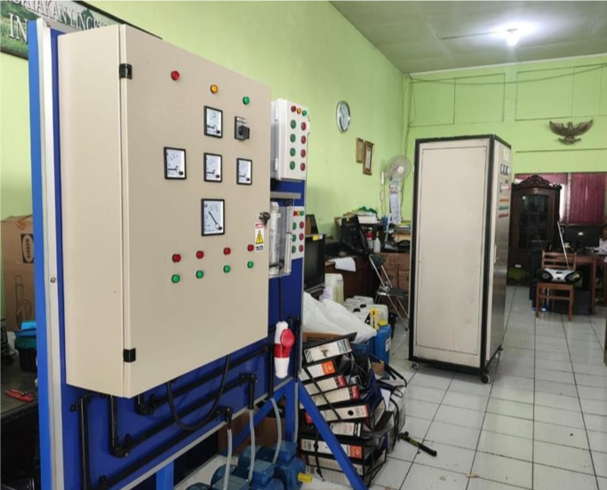 TRAINING s UJI FUNGSI ELECTRICAL SYSTEM TRAINER (SMK)