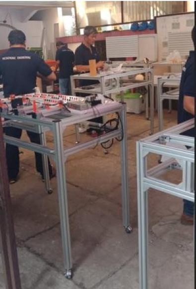 PERAKITAN ALAT TRAINER PLC (SMK)